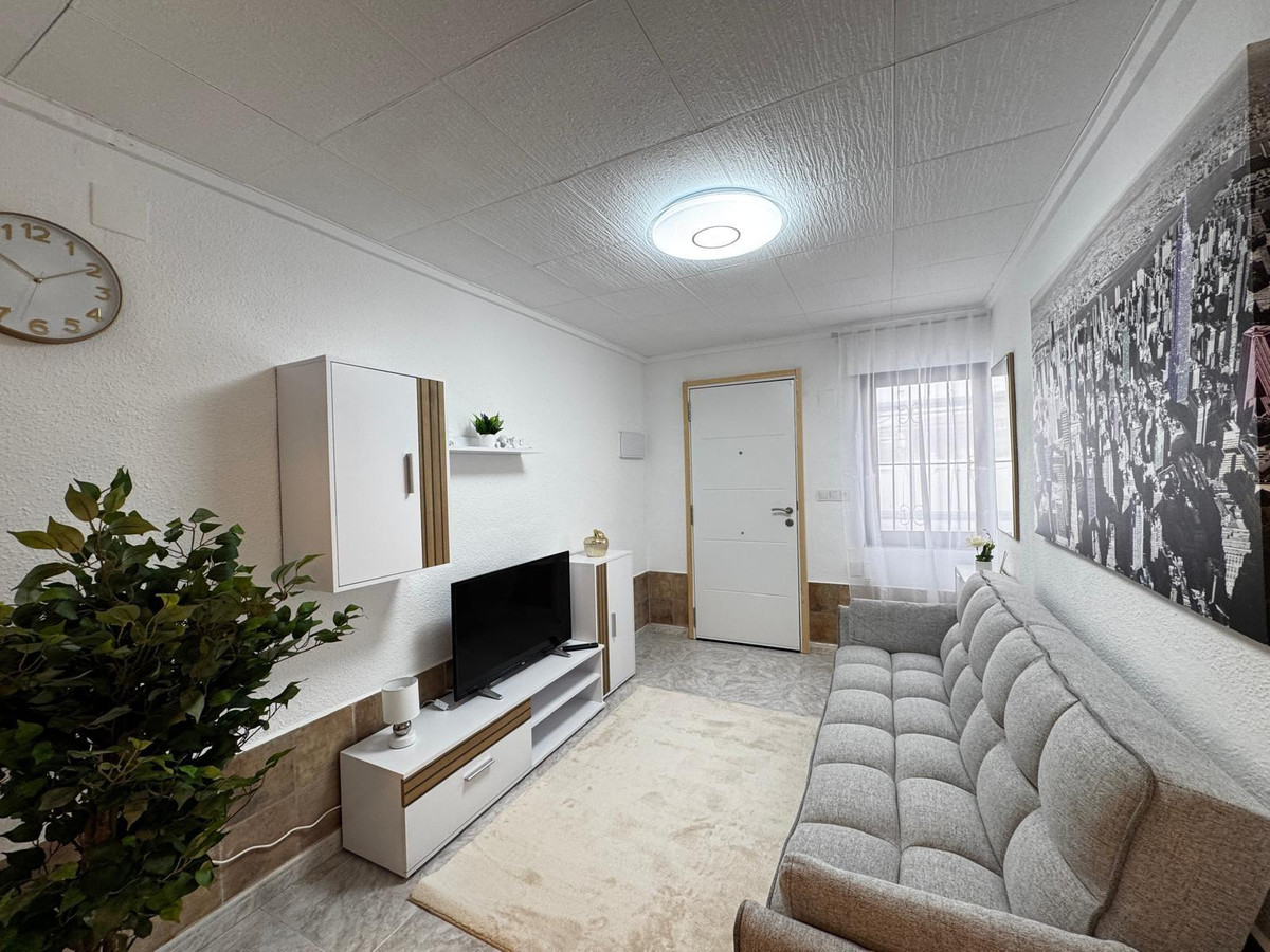 Se vende Bungalow de 2 dormitorios en Costa Blanca, Alicante, España