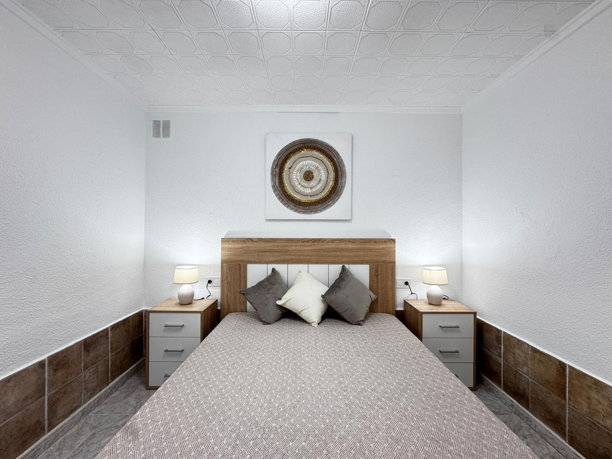 Se vende Bungalow de 2 dormitorios en Costa Blanca, Alicante, España