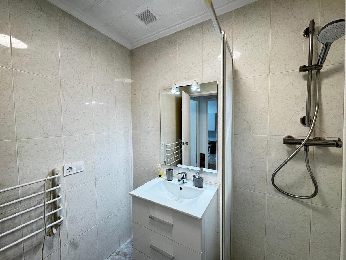 Se vende Bungalow de 2 dormitorios en Costa Blanca, Alicante, España