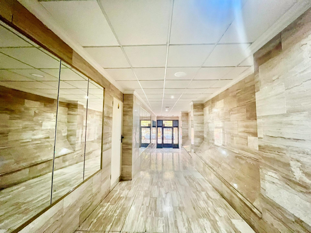 Se vende Apartamento Planta Media de 2 dormitorios en Costa Blanca, Alicante, España