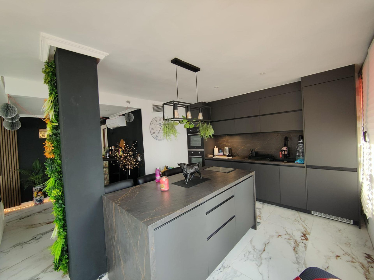 3 Bed Apartment for sale in Benidorm Costa Blanca, Alicante, Spain