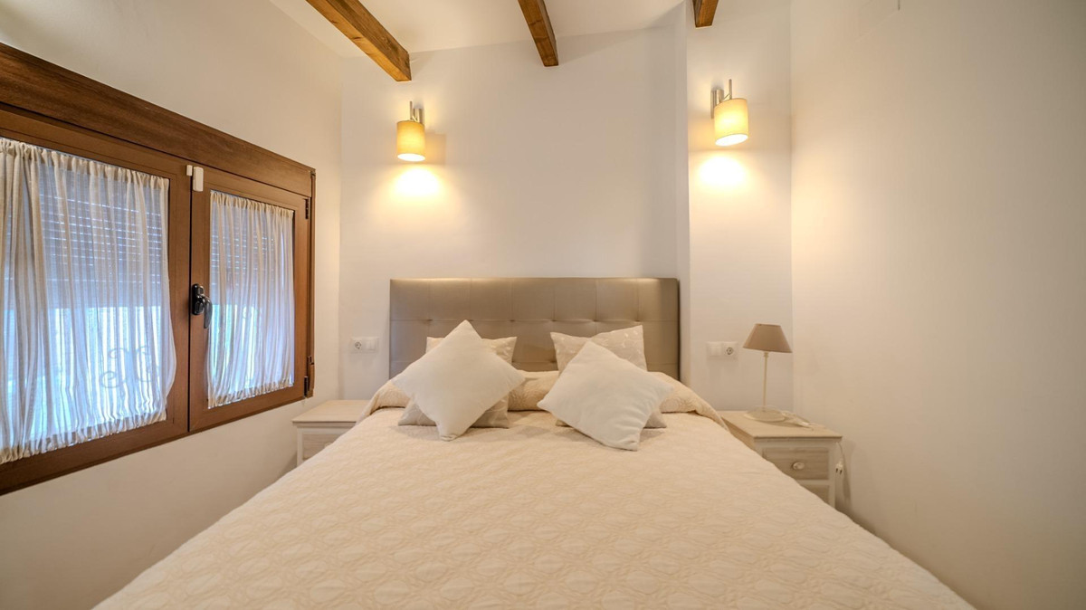 2 Bed Apartment for sale in Villajoyosa Costa Blanca, Alicante, Spain