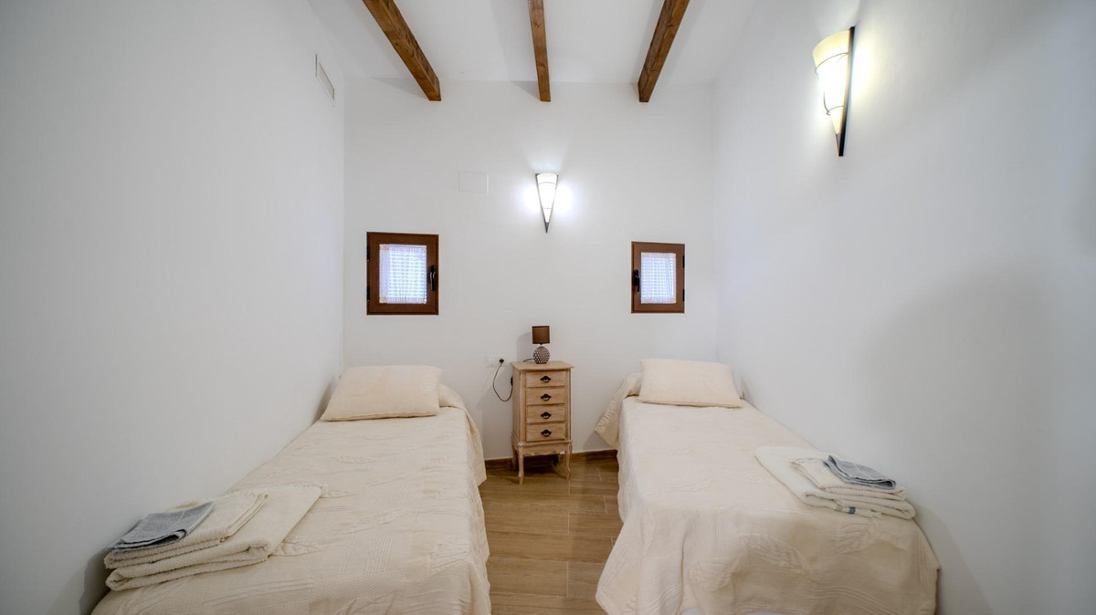 2 Bed Apartment for sale in Villajoyosa Costa Blanca, Alicante, Spain