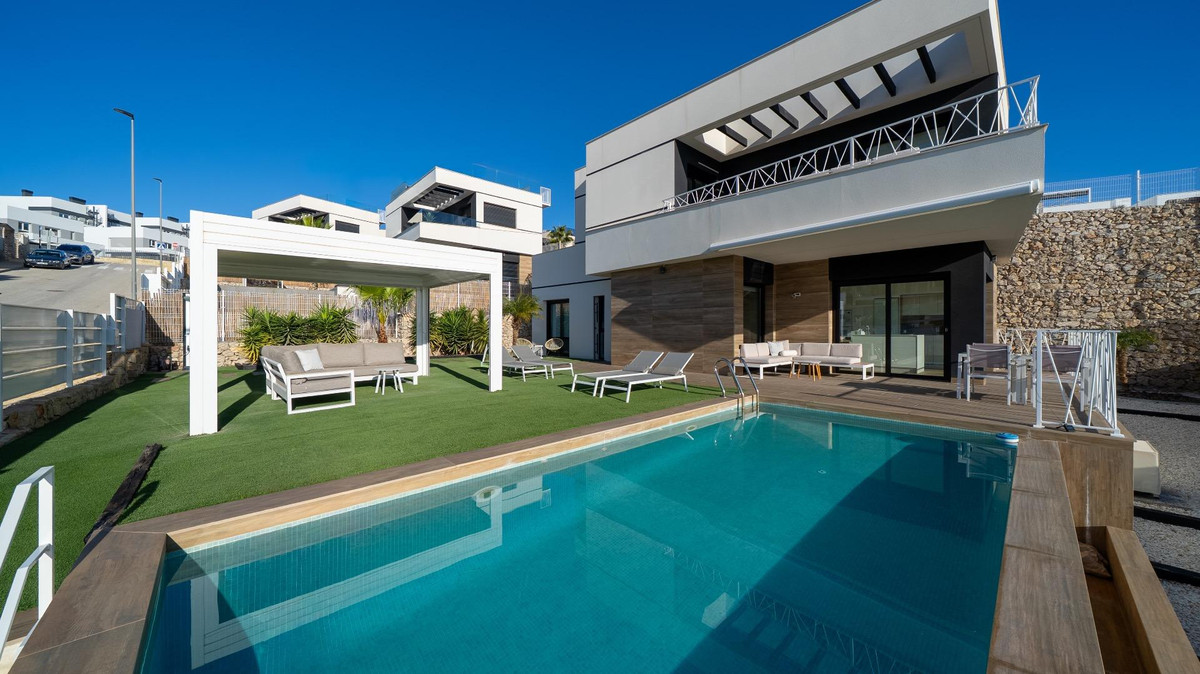 Se vende Bungalow de 3 dormitorios en Costa Blanca, Alicante, España