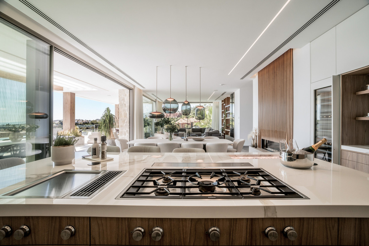 Se vende Villa - Chalet de 6 dormitorios en Costa Del Sol, Málaga, España
