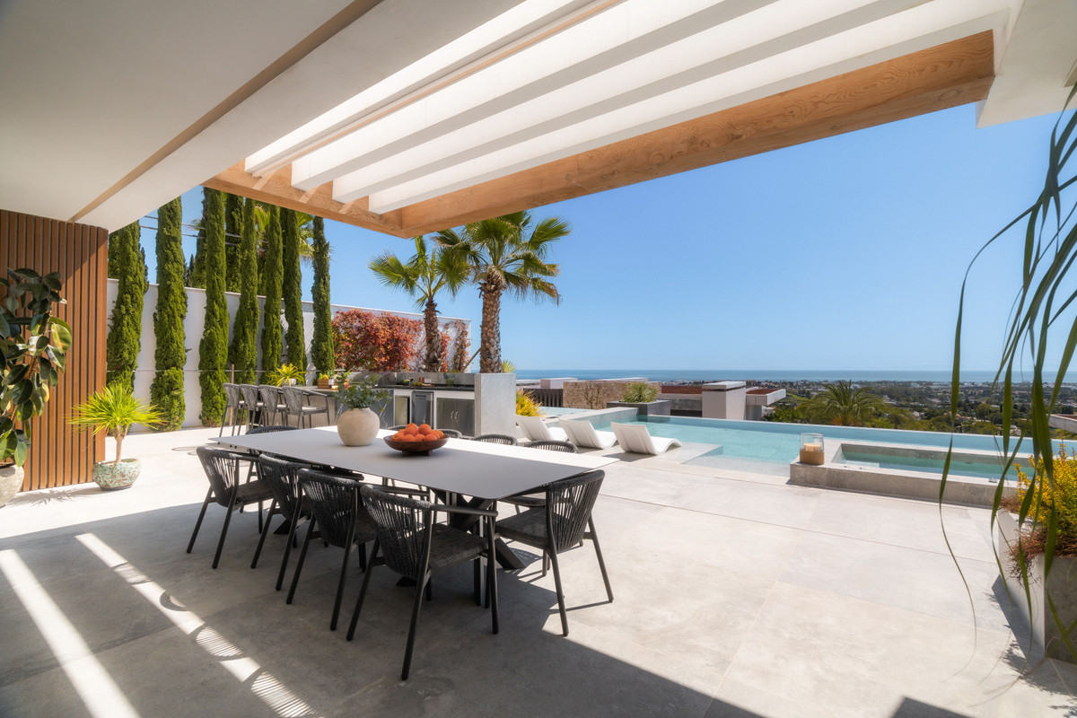 Se vende Villa - Chalet de 6 dormitorios en Costa Del Sol, Málaga, España