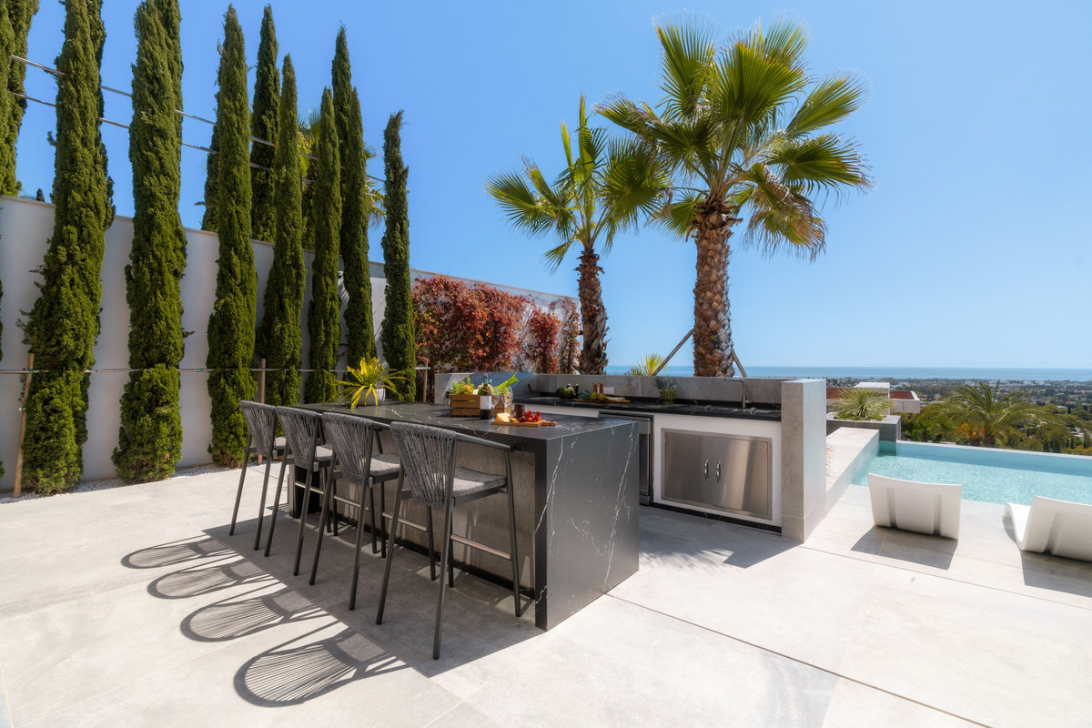 Se vende Villa - Chalet de 6 dormitorios en Costa Del Sol, Málaga, España