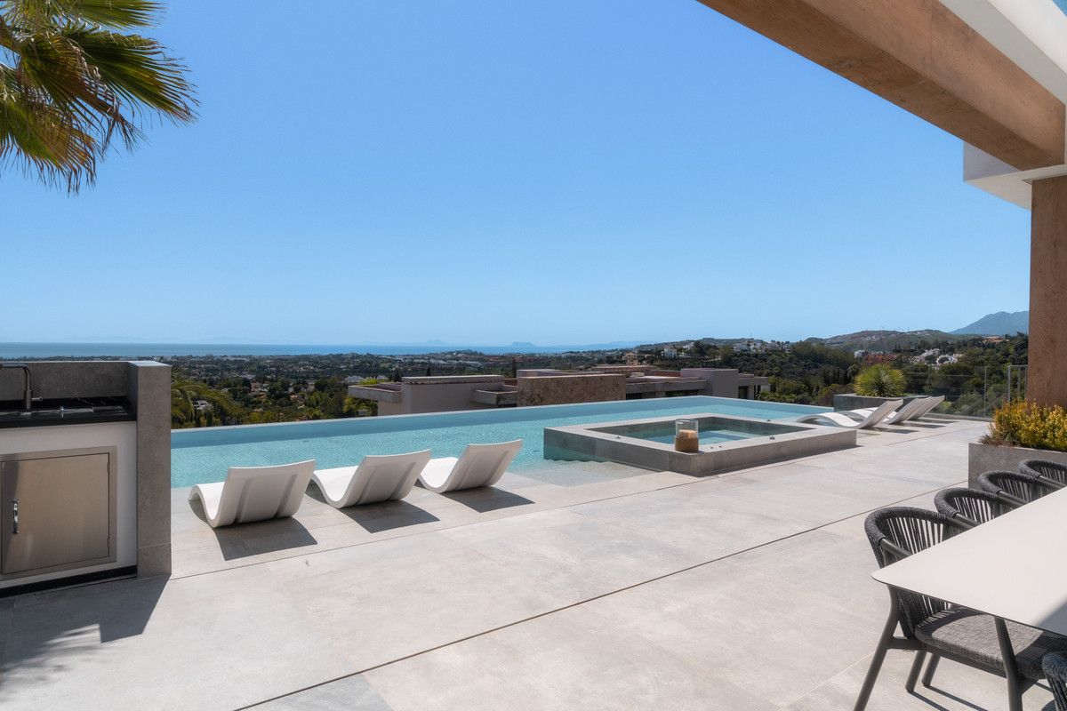 Se vende Villa - Chalet de 6 dormitorios en Costa Del Sol, Málaga, España