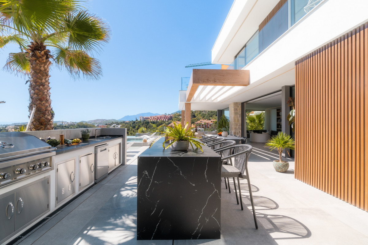 Se vende Villa - Chalet de 6 dormitorios en Costa Del Sol, Málaga, España