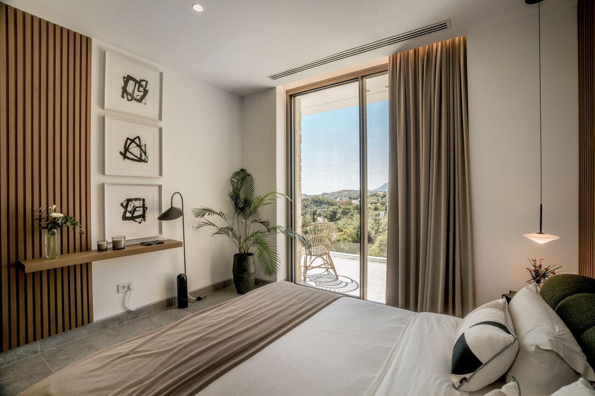 Se vende Villa - Chalet de 6 dormitorios en Costa Del Sol, Málaga, España
