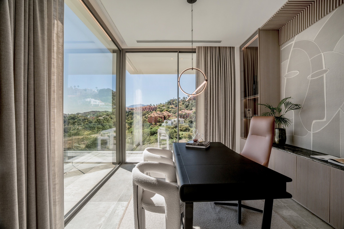 Se vende Villa - Chalet de 6 dormitorios en Costa Del Sol, Málaga, España