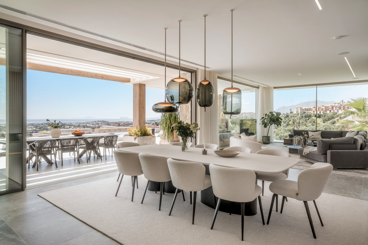 Se vende Villa - Chalet de 6 dormitorios en Costa Del Sol, Málaga, España