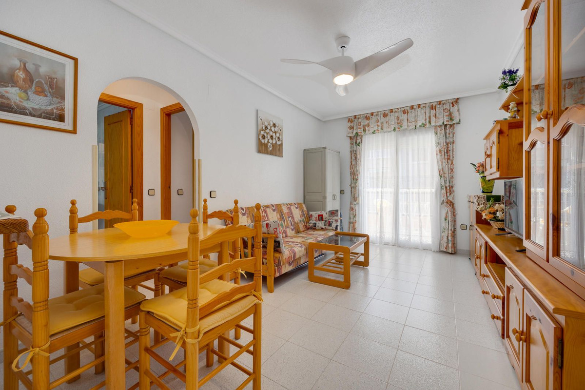 Se vende Apartamento Planta Baja de 2 dormitorios en Costa Blanca, Alicante, España