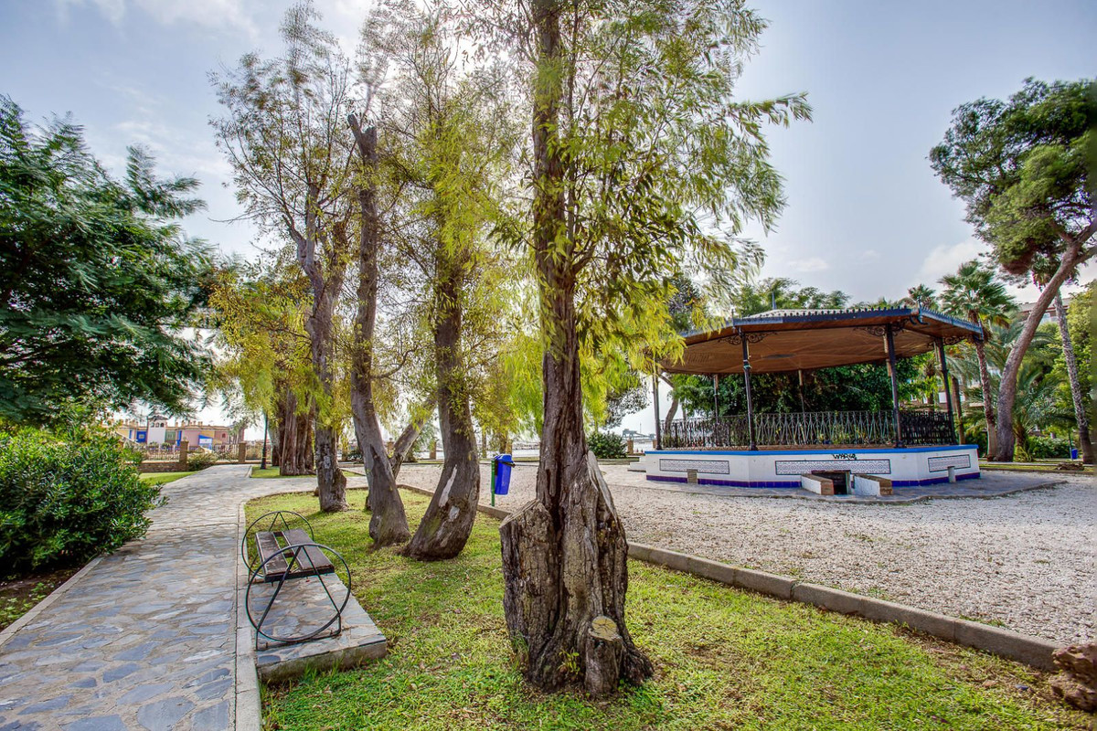 Se vende Apartamento Planta Baja de 2 dormitorios en Costa Blanca, Alicante, España