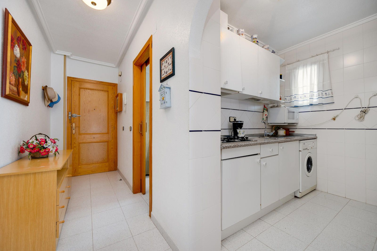Se vende Apartamento Planta Baja de 2 dormitorios en Costa Blanca, Alicante, España