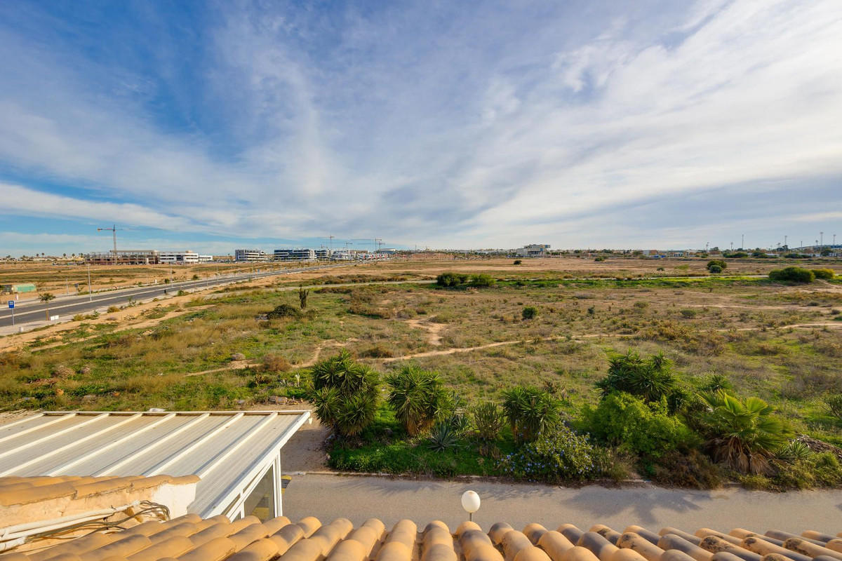 Se vende Bungalow de 3 dormitorios en Costa Blanca, Alicante, España