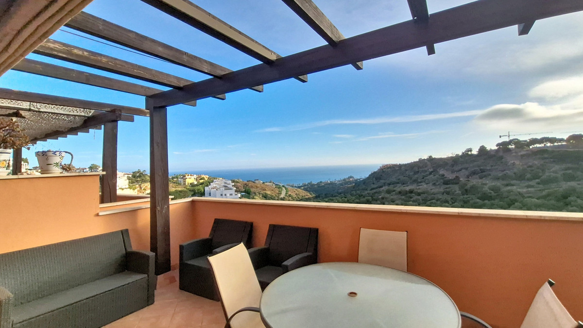 2 Bed Apartment for sale in Manilva Costa Del Sol, Málaga, Spain