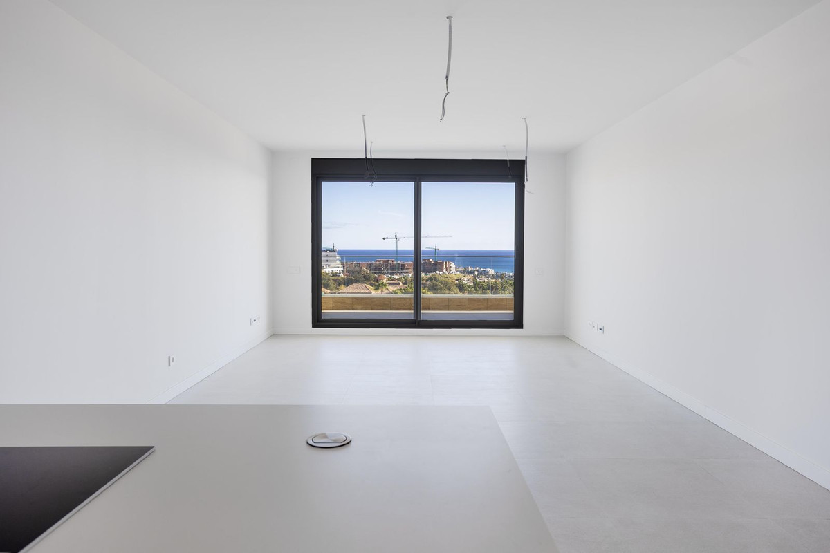 2 Bed Apartment for sale in Estepona Costa Del Sol, Málaga, Spain