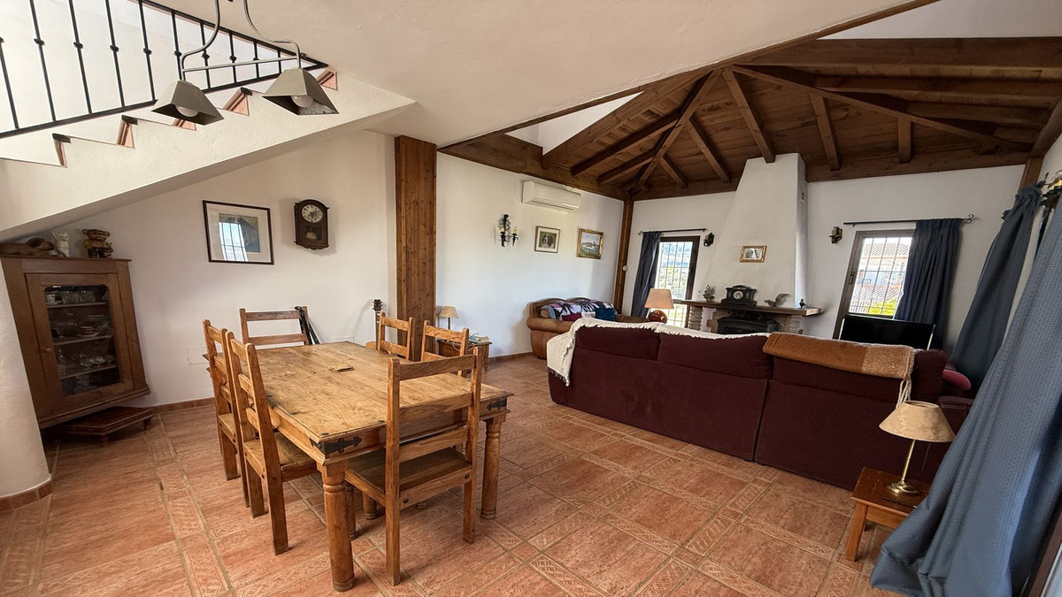 Se vende Villa - Chalet de 4 dormitorios en Costa Del Sol, Málaga, España