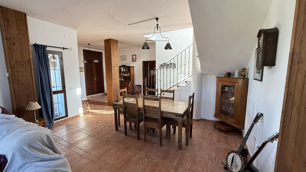 Se vende Villa - Chalet de 4 dormitorios en Costa Del Sol, Málaga, España