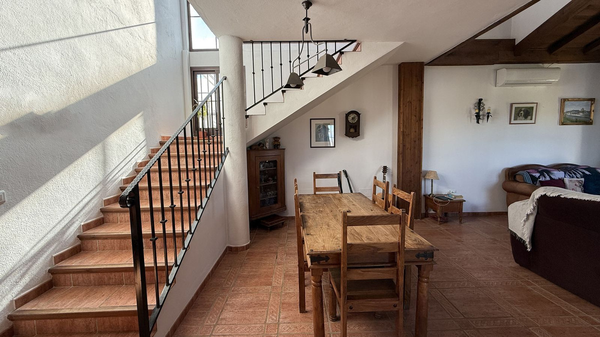 Se vende Villa - Chalet de 4 dormitorios en Costa Del Sol, Málaga, España