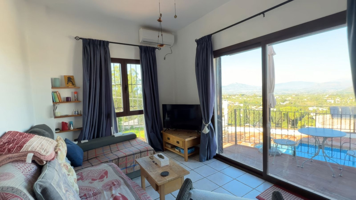 Se vende Villa - Chalet de 4 dormitorios en Costa Del Sol, Málaga, España