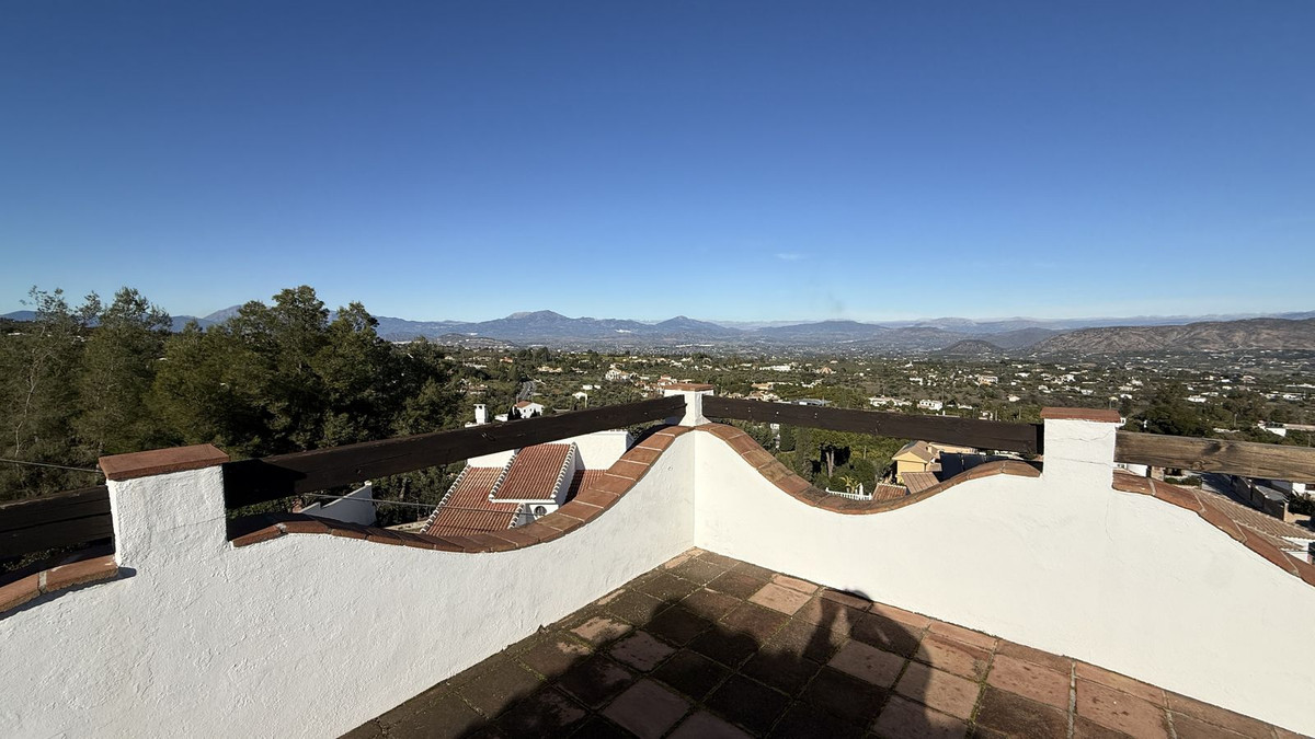 Se vende Villa - Chalet de 4 dormitorios en Costa Del Sol, Málaga, España