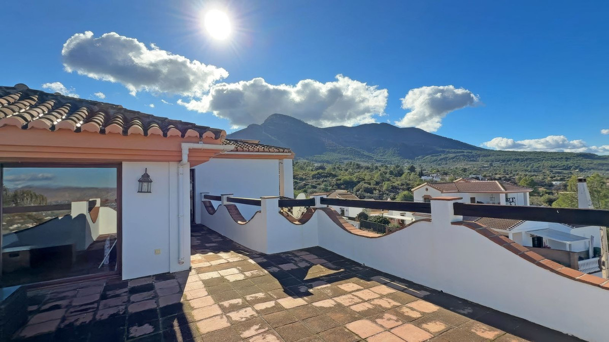 Se vende Villa - Chalet de 4 dormitorios en Costa Del Sol, Málaga, España