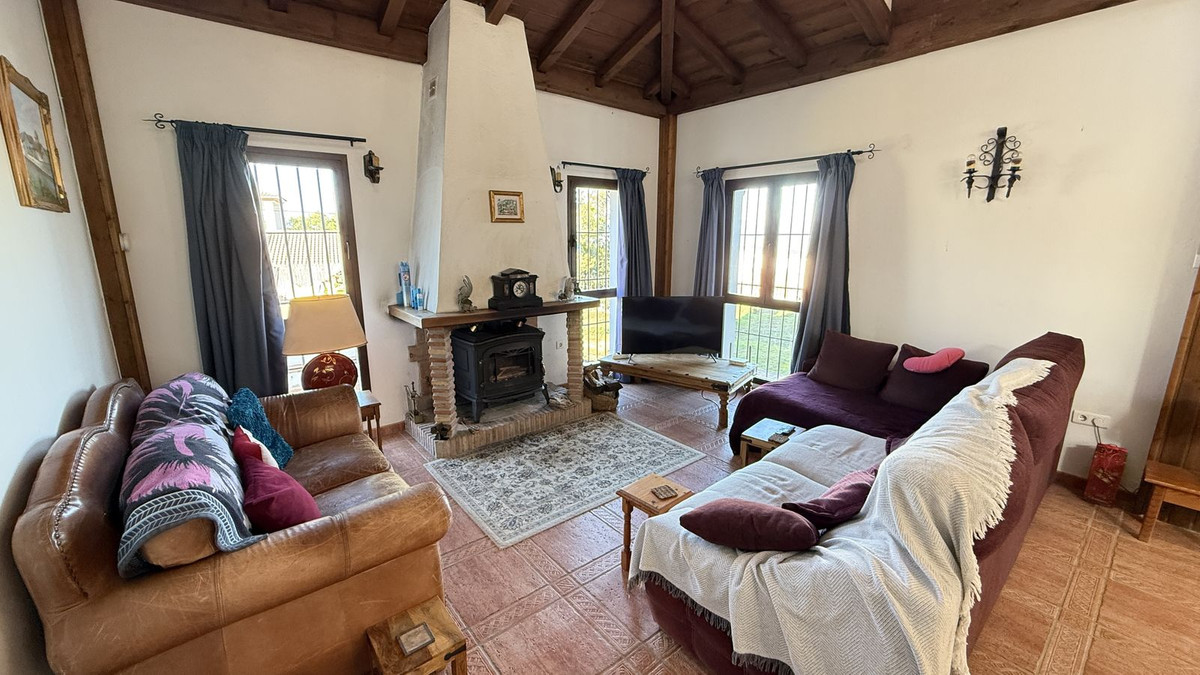 Se vende Villa - Chalet de 4 dormitorios en Costa Del Sol, Málaga, España
