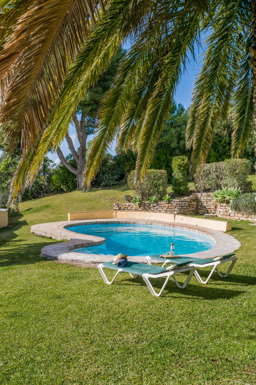 5 Bed Townhouse for sale in Estepona Costa Del Sol, Málaga, Spain