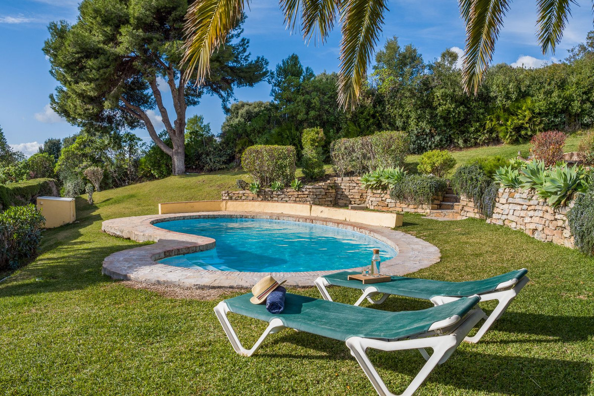 5 Bed Townhouse for sale in Estepona Costa Del Sol, Málaga, Spain