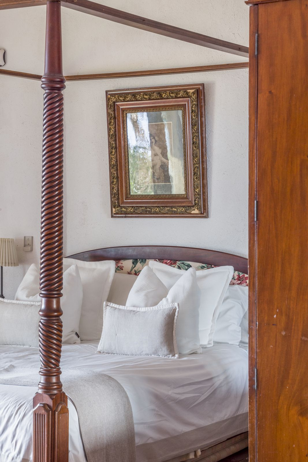 5 Bed Townhouse for sale in Estepona Costa Del Sol, Málaga, Spain