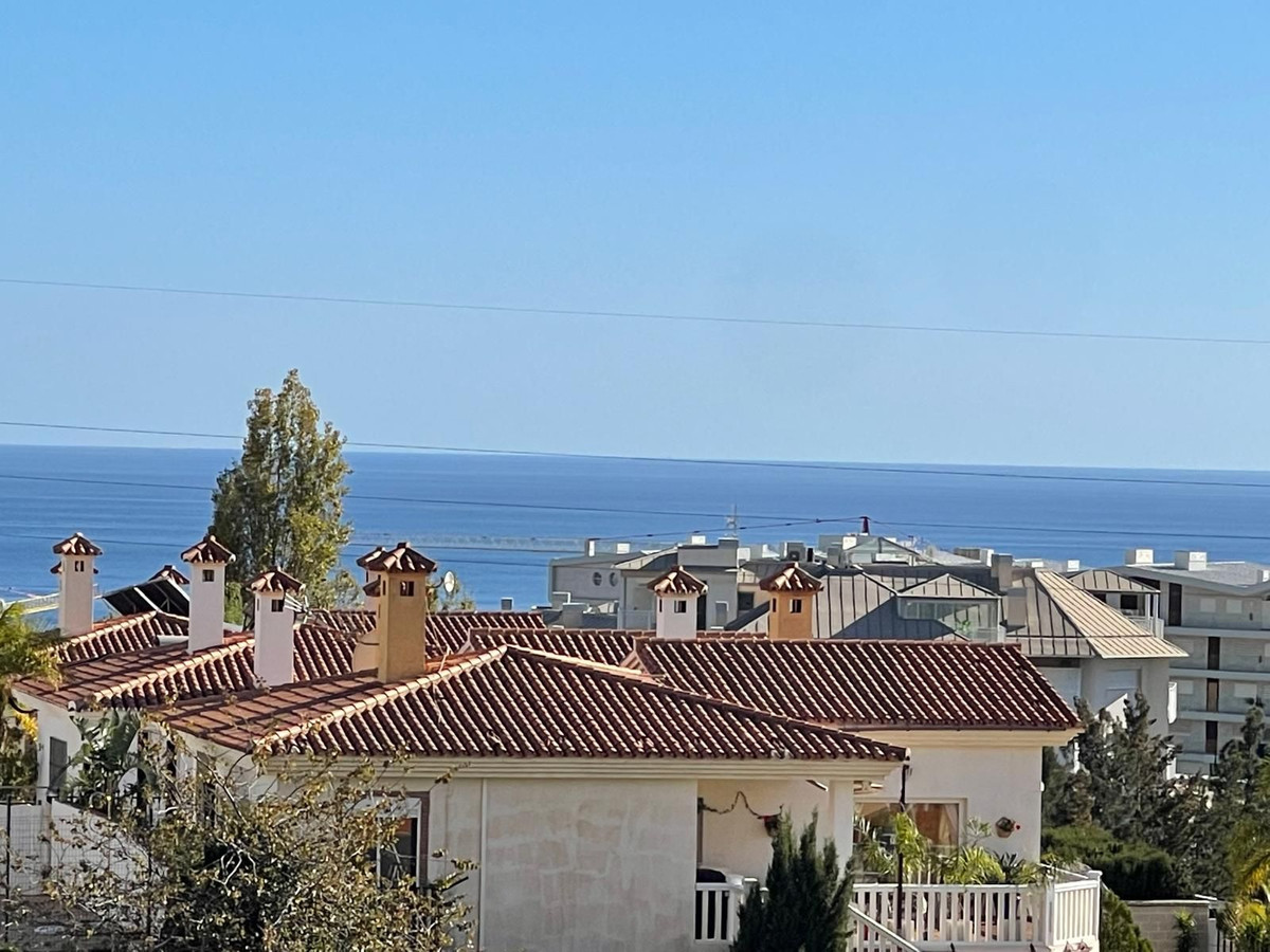 2 Bed Apartment for sale in Higueron Costa Del Sol, Málaga, Spain