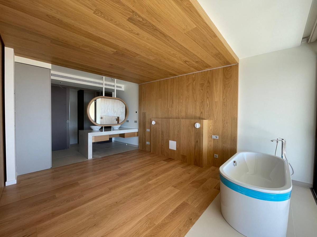 2 Bed Apartment for sale in Higueron Costa Del Sol, Málaga, Spain