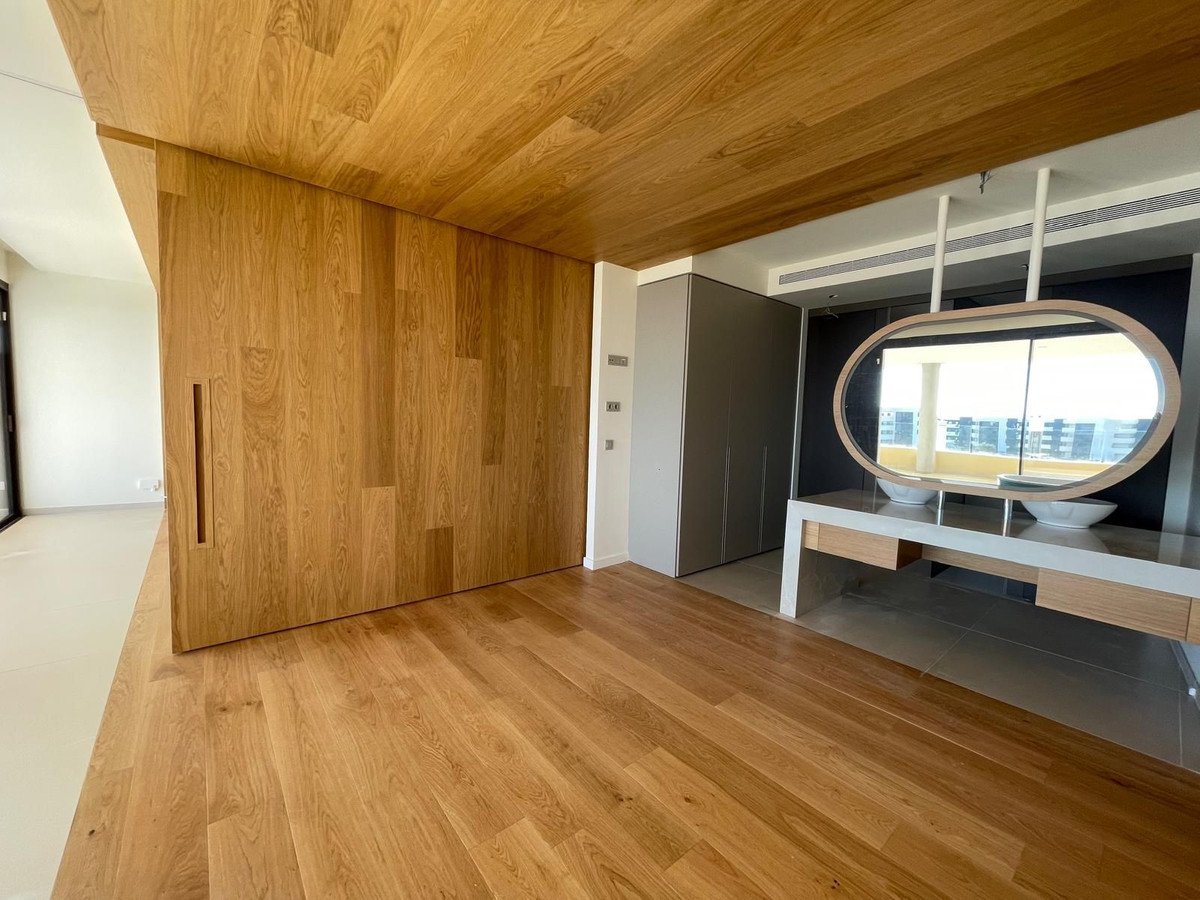 2 Bed Apartment for sale in Higueron Costa Del Sol, Málaga, Spain
