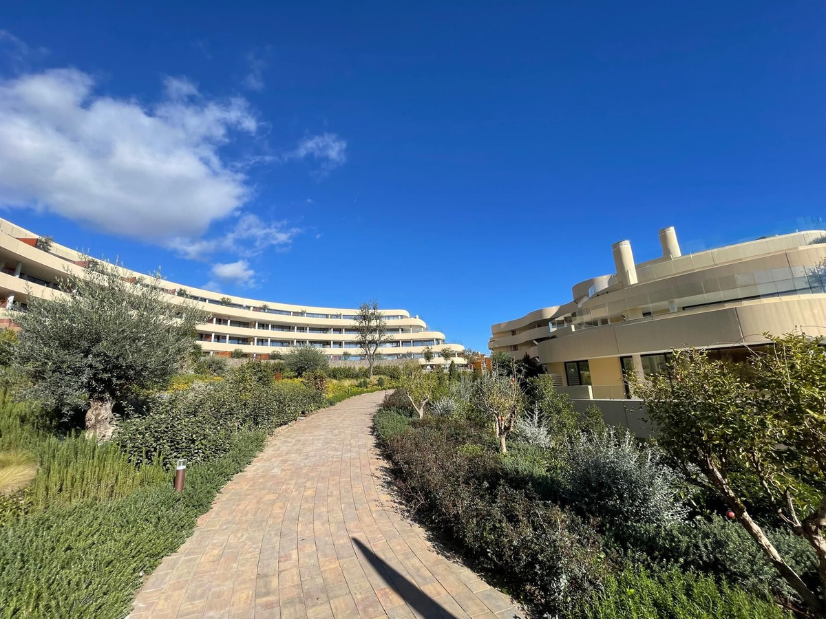 2 Bed Apartment for sale in Higueron Costa Del Sol, Málaga, Spain