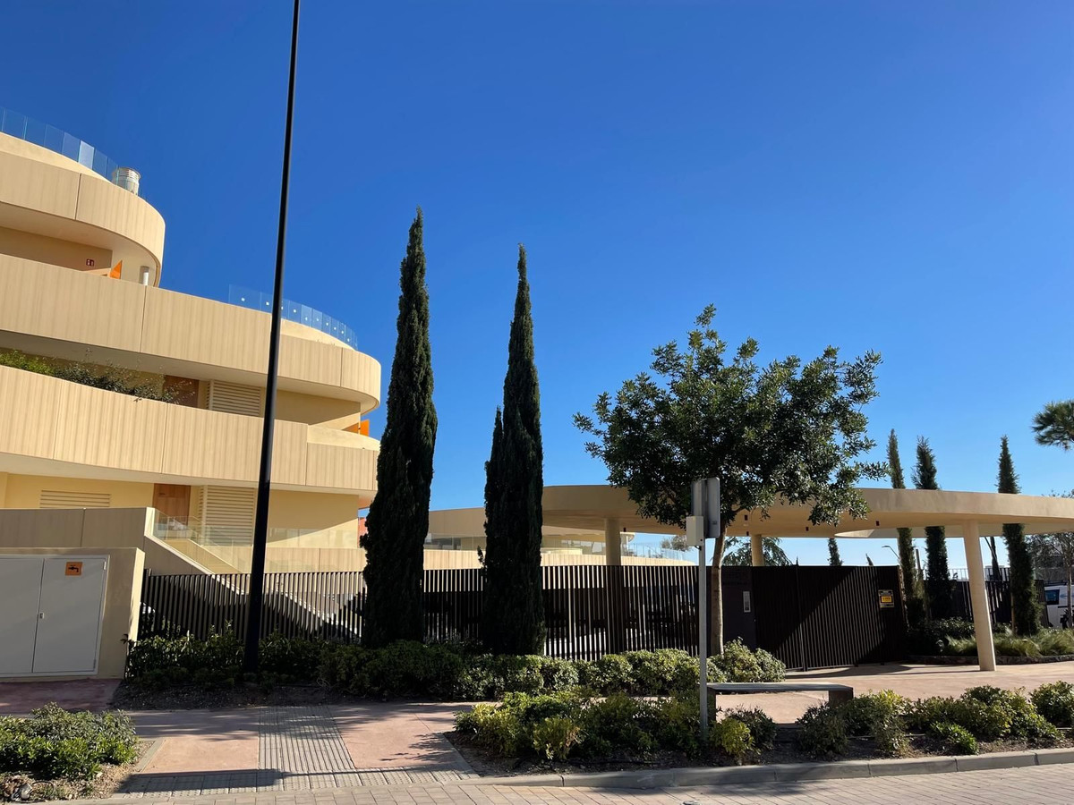 2 Bed Apartment for sale in Higueron Costa Del Sol, Málaga, Spain