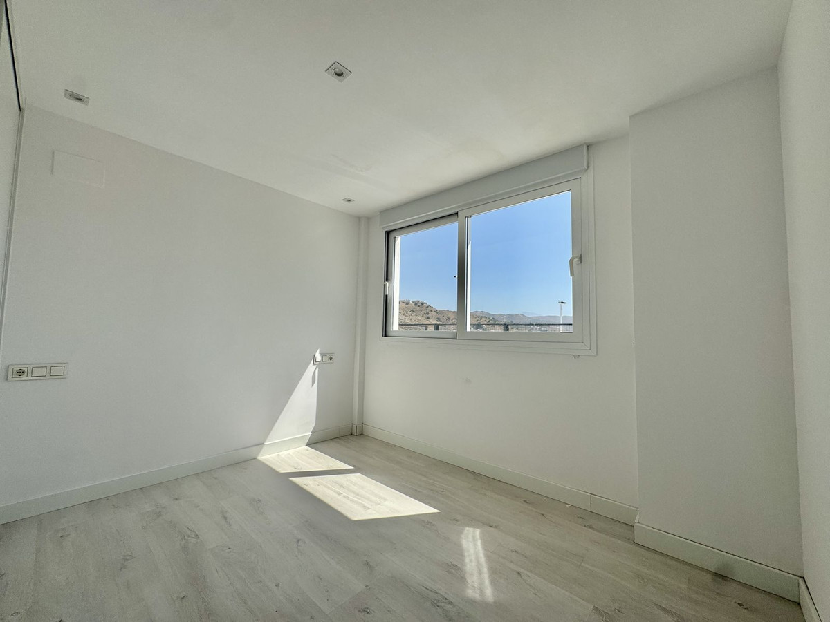 3 Bed Apartment for sale in Rincón De La Victoria Costa Del Sol East, Málaga, Spain