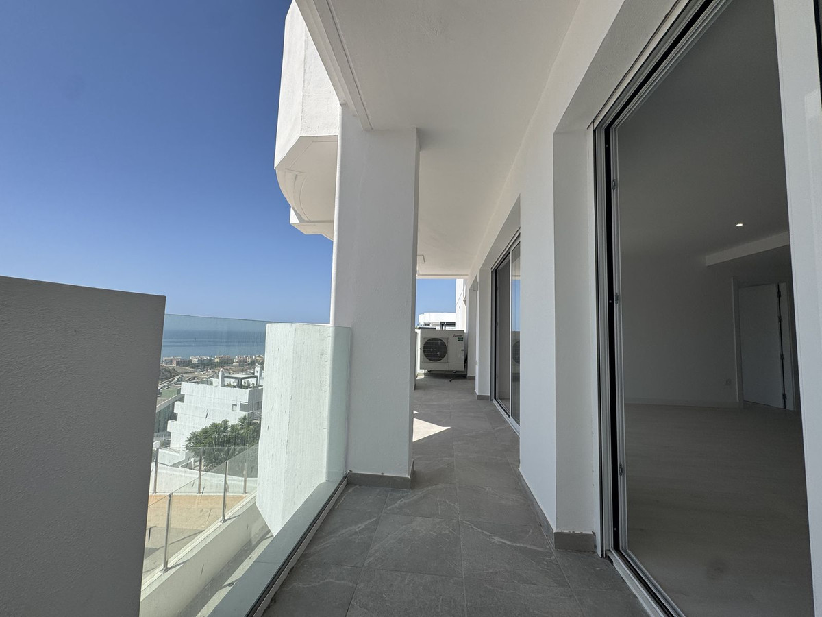 3 Bed Apartment for sale in Rincón De La Victoria Costa Del Sol East, Málaga, Spain