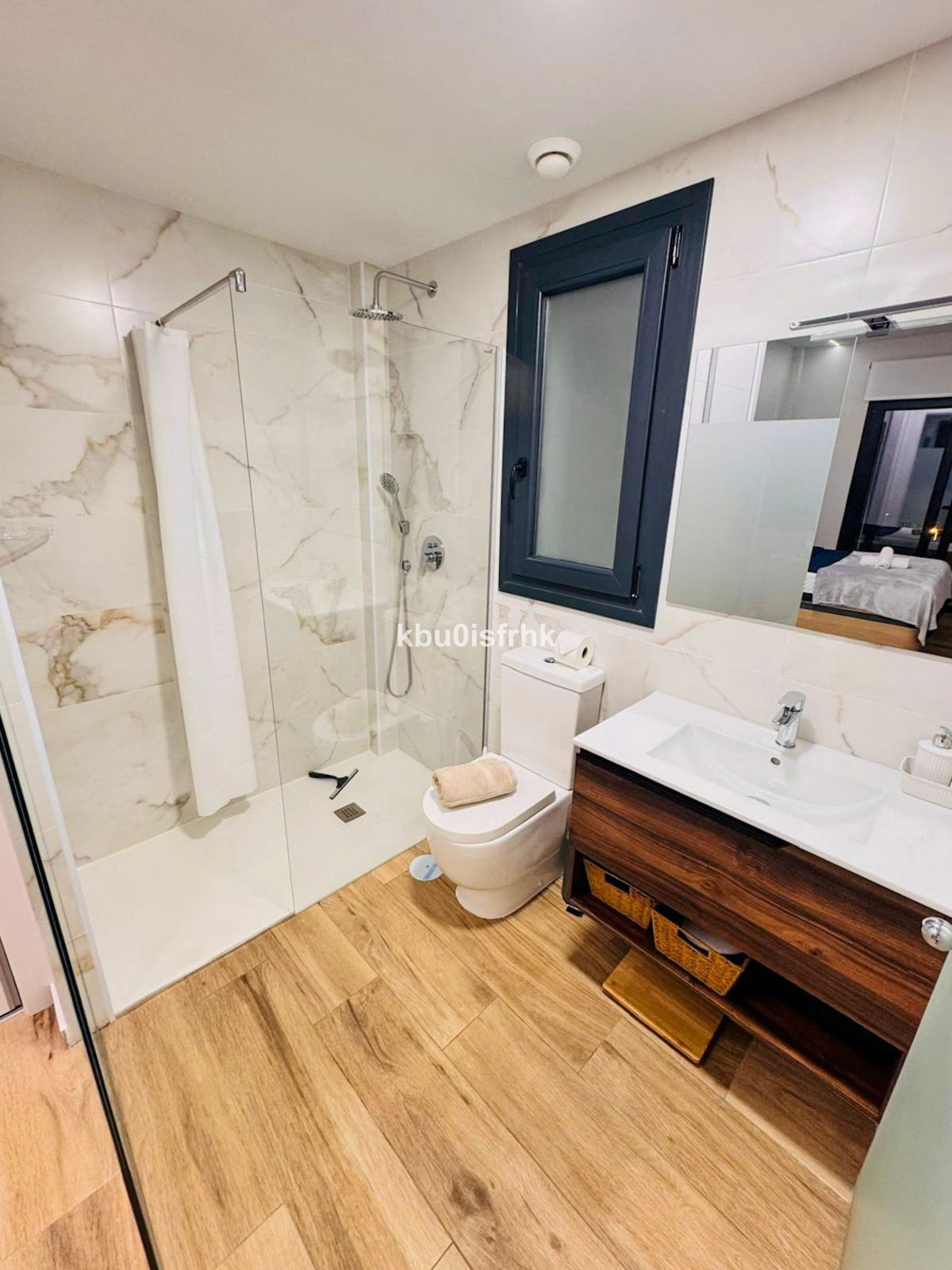 Se vende Apartamento Planta Media de 2 dormitorios en Costa Blanca, Alicante, España