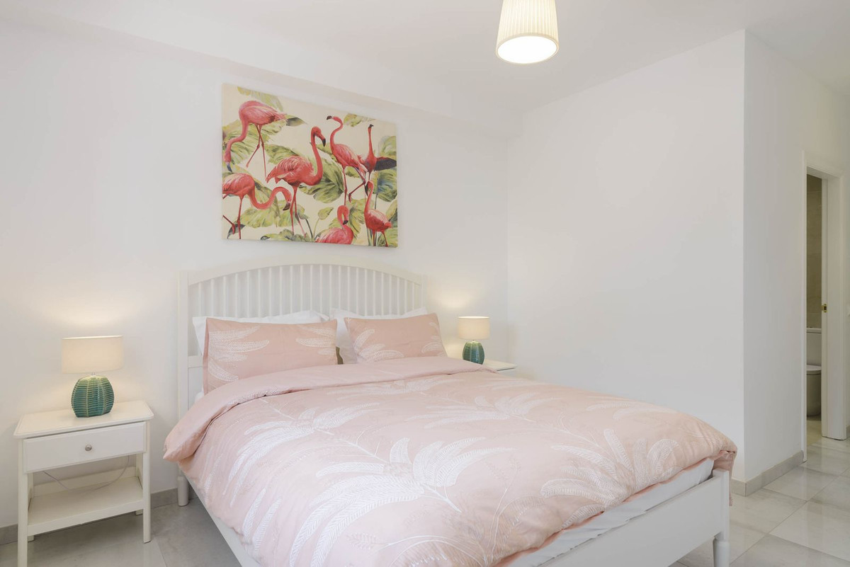 Se vende Villa - Chalet de 4 dormitorios en Costa Del Sol, Málaga, España