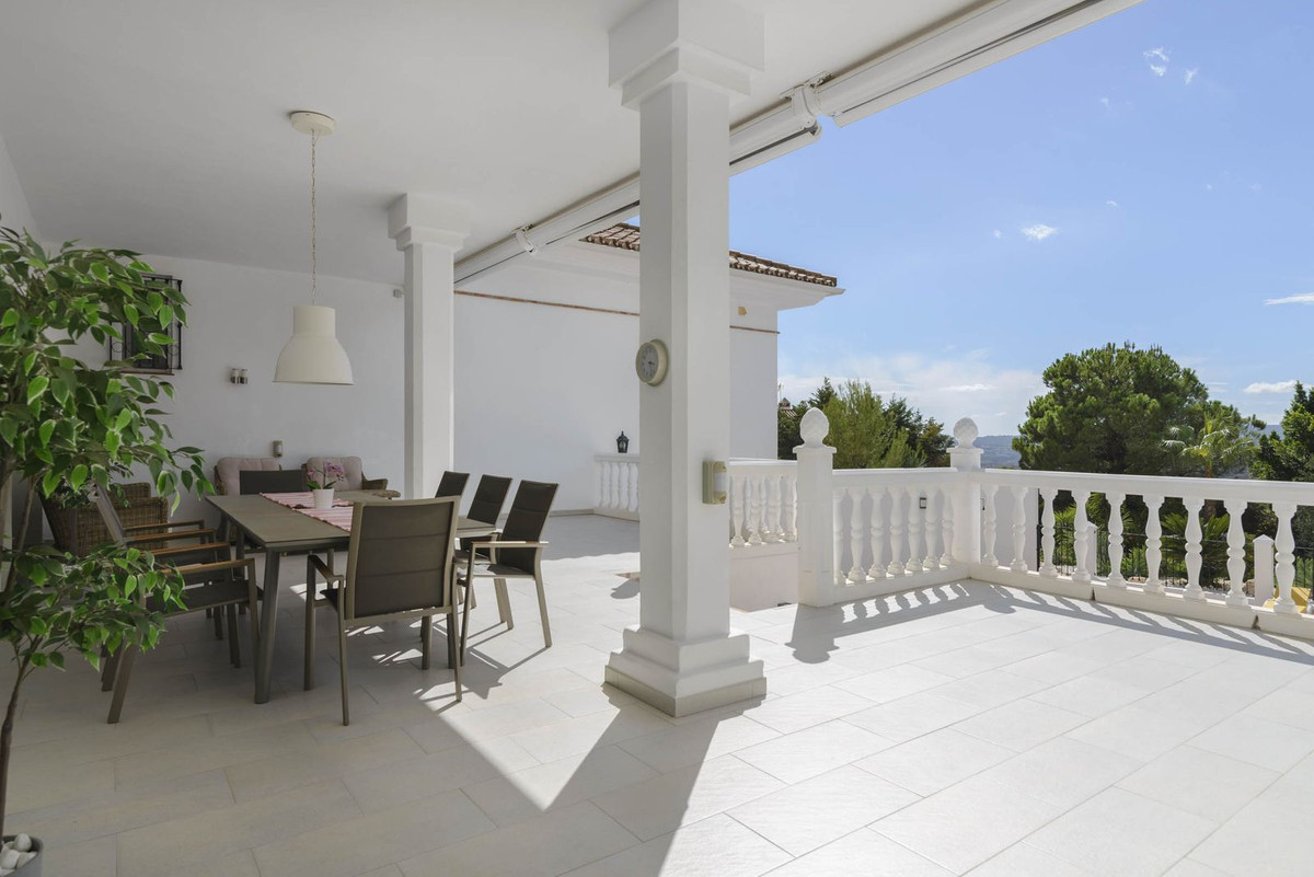 Se vende Villa - Chalet de 4 dormitorios en Costa Del Sol, Málaga, España