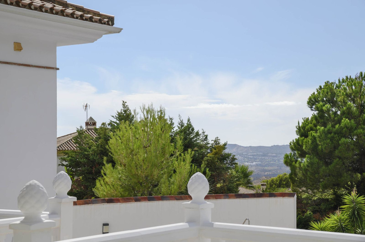 Se vende Villa - Chalet de 4 dormitorios en Costa Del Sol, Málaga, España