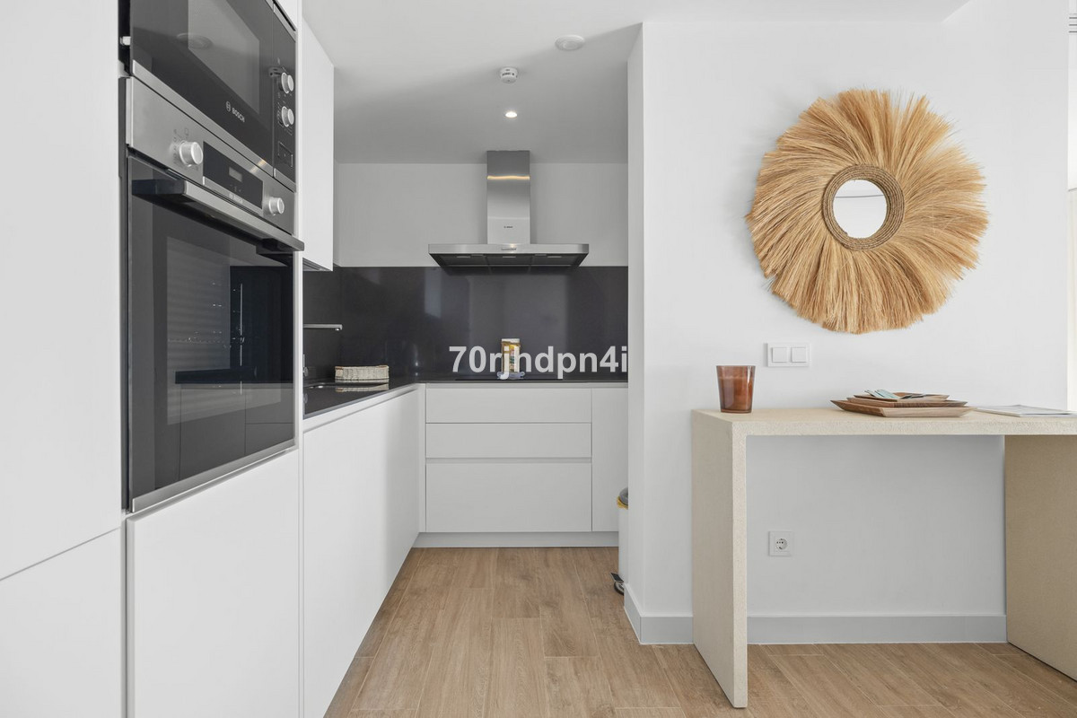 2 Bed Apartment for sale in Casares Costa Del Sol, Málaga, Spain