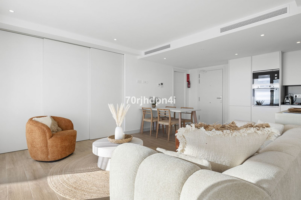 2 Bed Apartment for sale in Casares Costa Del Sol, Málaga, Spain
