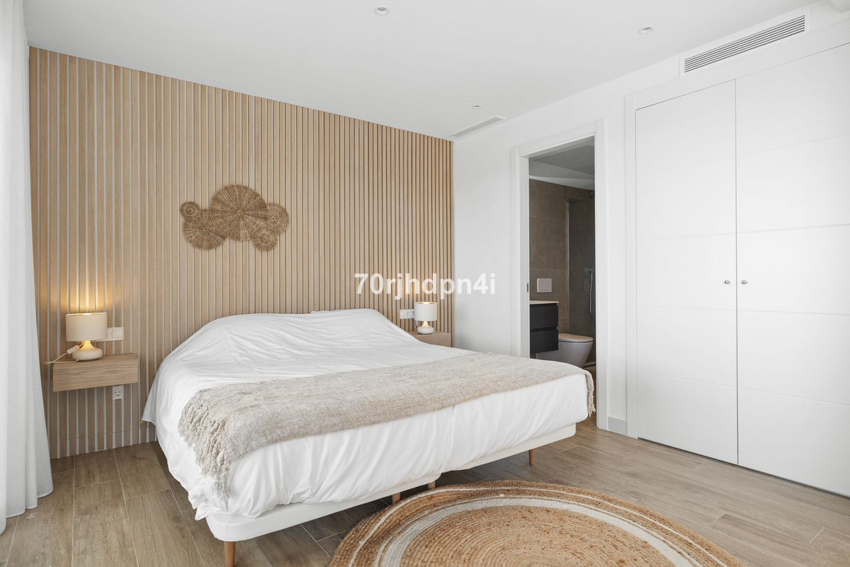 2 Bed Apartment for sale in Casares Costa Del Sol, Málaga, Spain