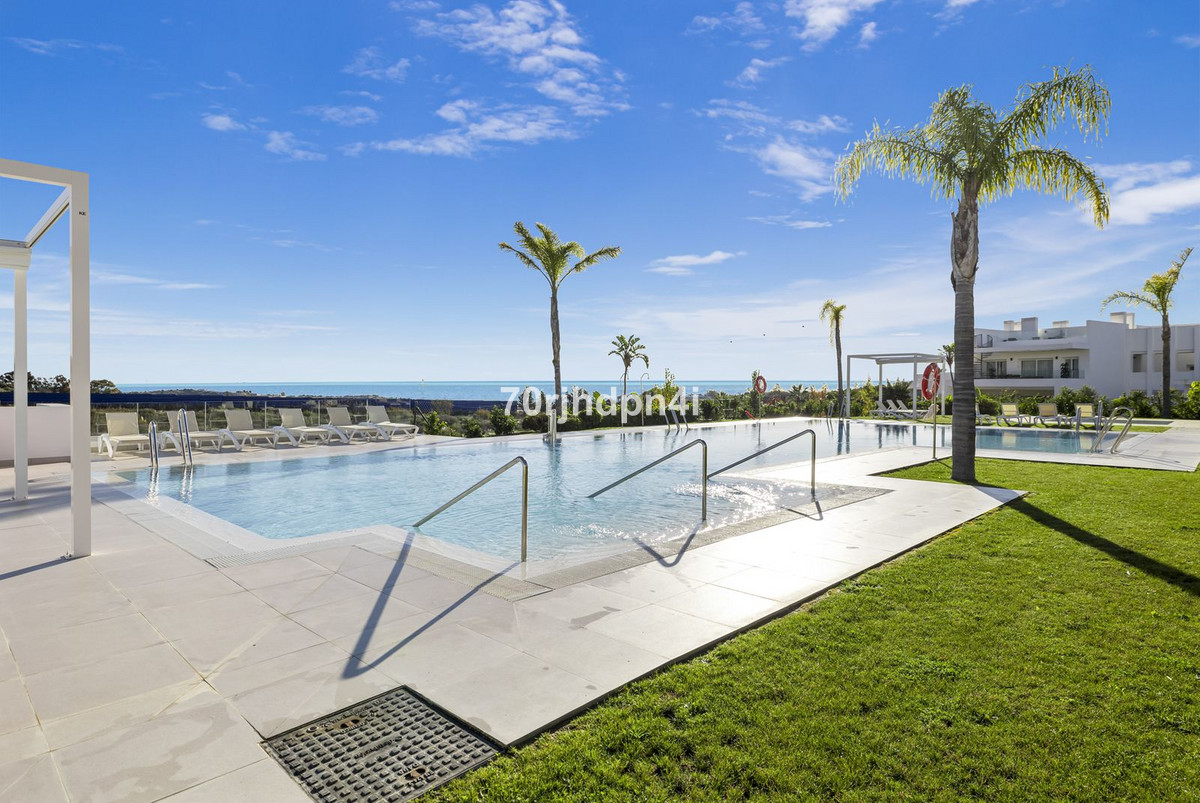 2 Bed Apartment for sale in Casares Costa Del Sol, Málaga, Spain
