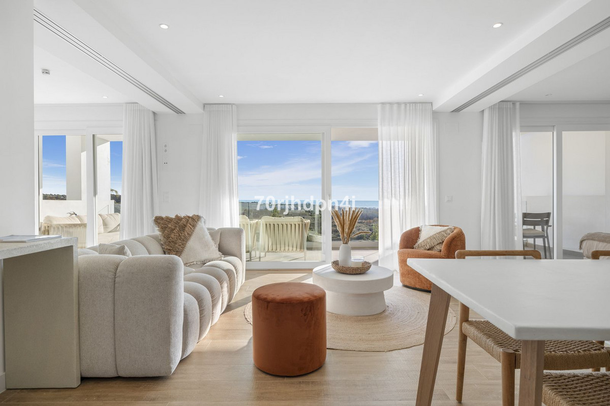 2 Bed Apartment for sale in Casares Costa Del Sol, Málaga, Spain