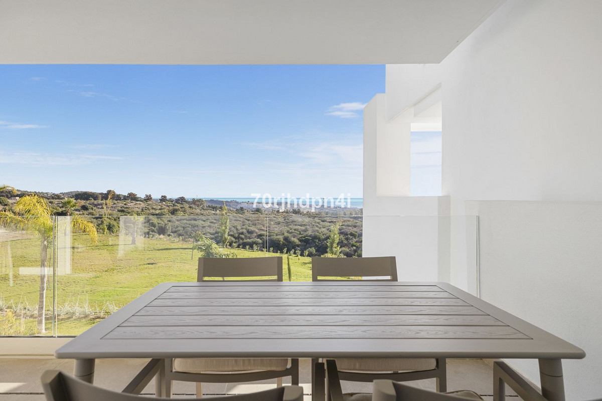 2 Bed Apartment for sale in Casares Costa Del Sol, Málaga, Spain