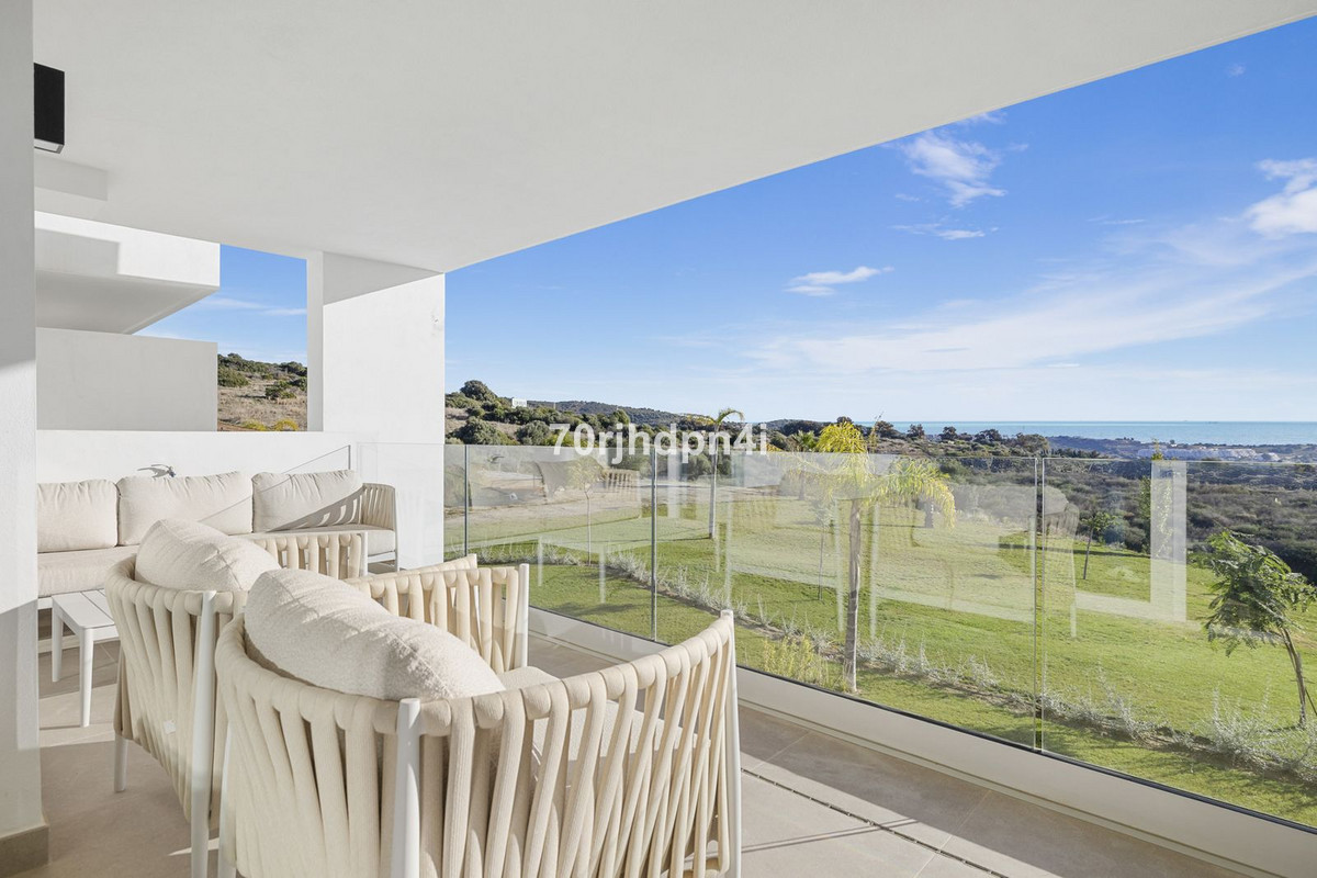 2 Bed Apartment for sale in Casares Costa Del Sol, Málaga, Spain
